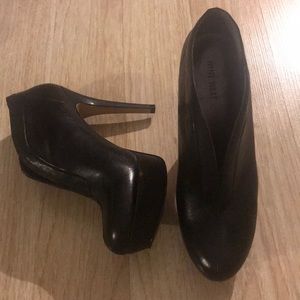 Nine West Black 5 inch Pumps